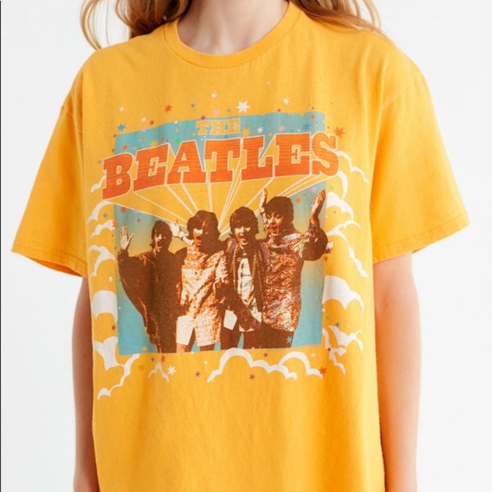 Junk Food Retro Beatles Tee Size M